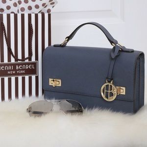 Henri Bendel W 57 Schoolbag